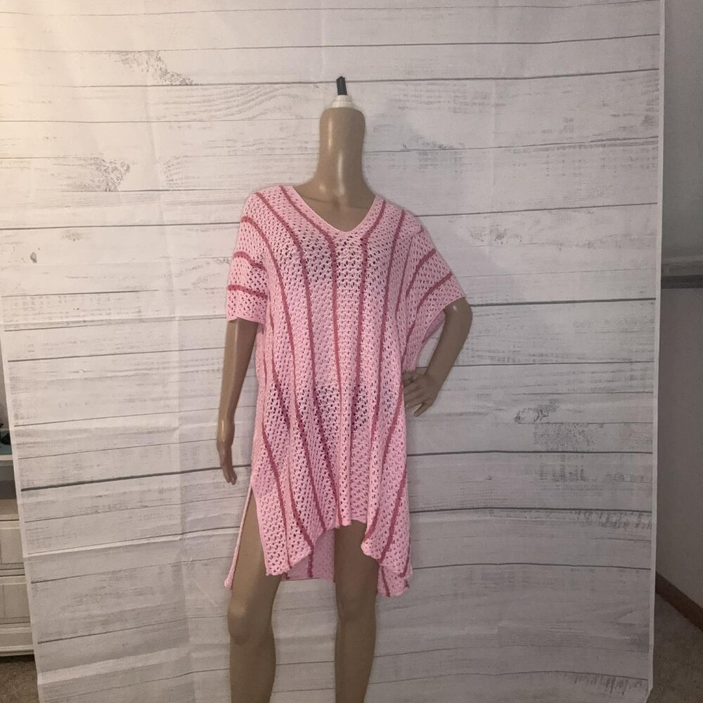 NWOT Pink Striped Crochet Loose Fit V Neck Beach Cover Up - Picture 4 of 7